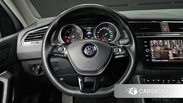 Volkswagen Tiguan second Generation 2020 Серебристо-серый из Кореи, фото 4