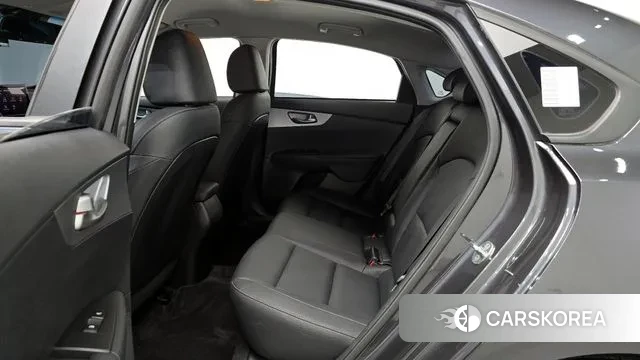 Kia The New K3 2nd generation 2021 Серый из Кореи, фото 4