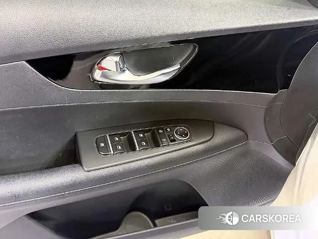 Kia The New K3 2nd generation 2024 Белый из Кореи, фото 4