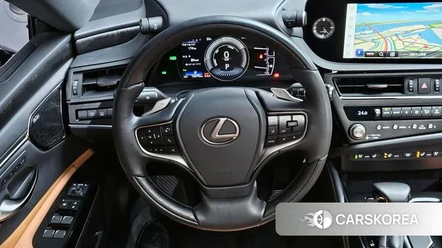 Lexus ES300h 7th generation 2024 Серый из Кореи, фото 4