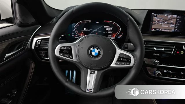BMW 5 Series (G30) 2020 Белый из Кореи, фото 4