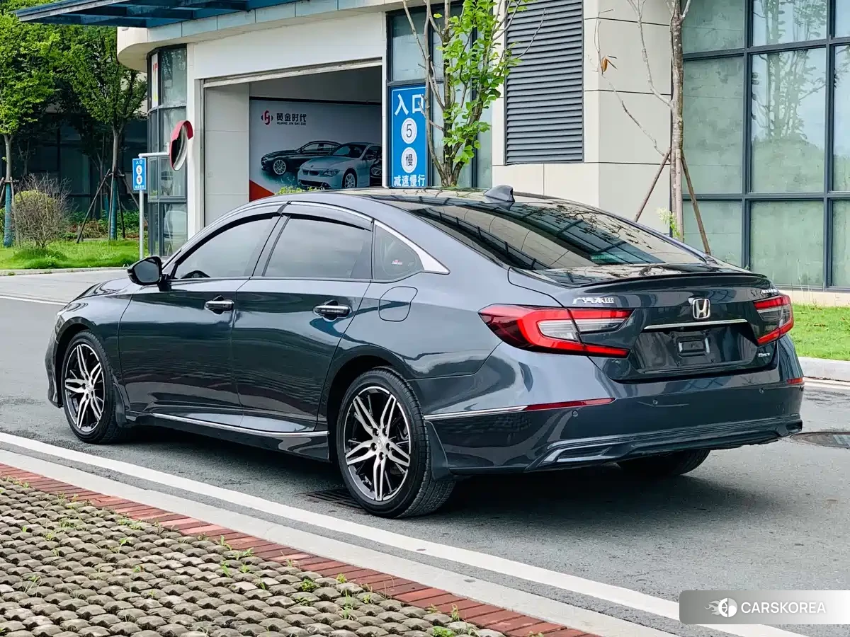 Honda Accord 2022 Silver/gray из Китая, фото 4