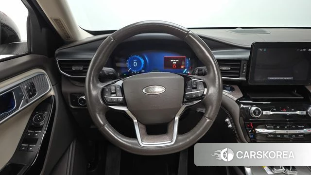 Ford Explorer 6th Generation 2022 Белый из Кореи, фото 4