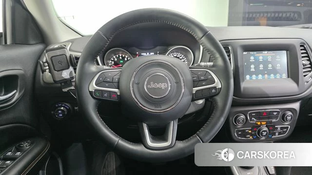 Jeep Compass 2nd Generation 2019 Черный из Кореи, фото 4