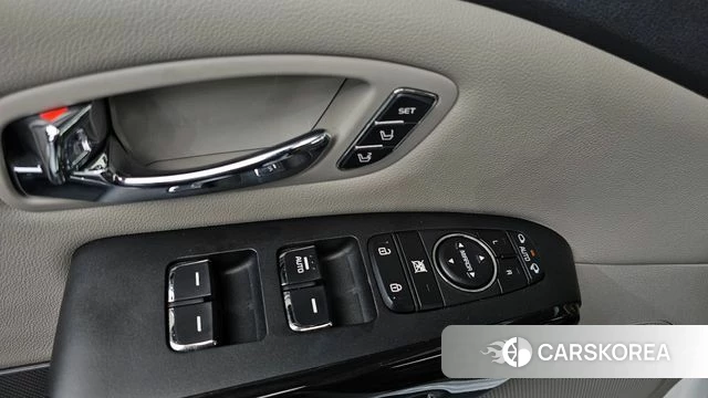 Kia The New Carnival 2018 Белый из Кореи, фото 4