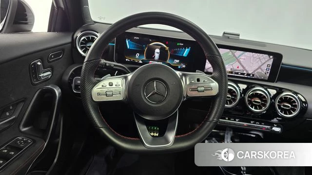 Mercedes-Benz A-Class W177 2020 Белый из Кореи, фото 4
