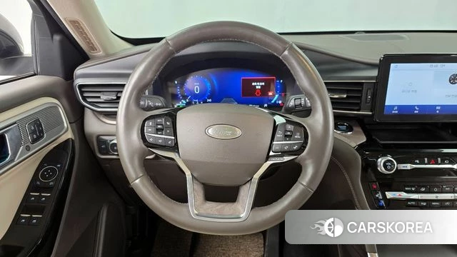 Ford Explorer 6th Generation 2022 Белый из Кореи, фото 4