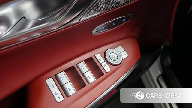 Genesis GV70 2022 Белый из Кореи, фото 4