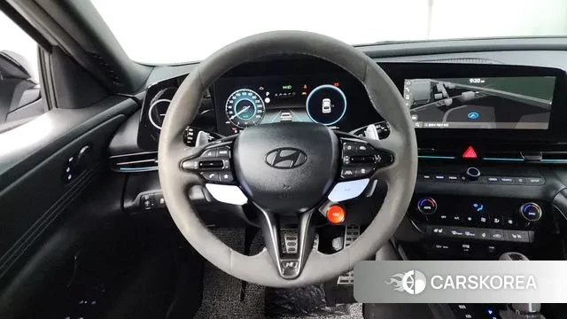 Hyundai The New Avante (CN7) 2024 Светло-серебряный цвет из Кореи, фото 4