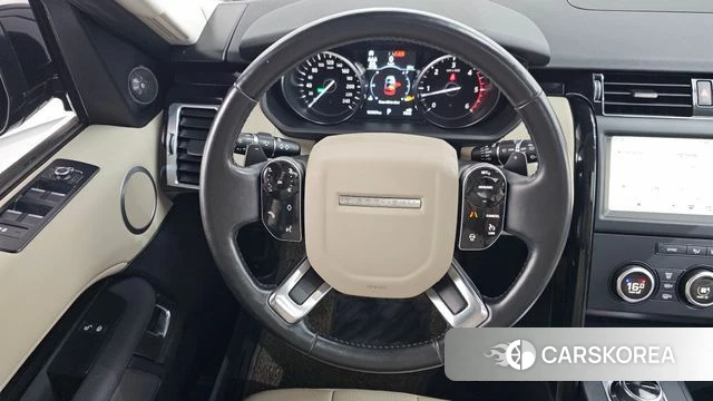 Land Rover Discovery 5 2020 Черный из Кореи, фото 4