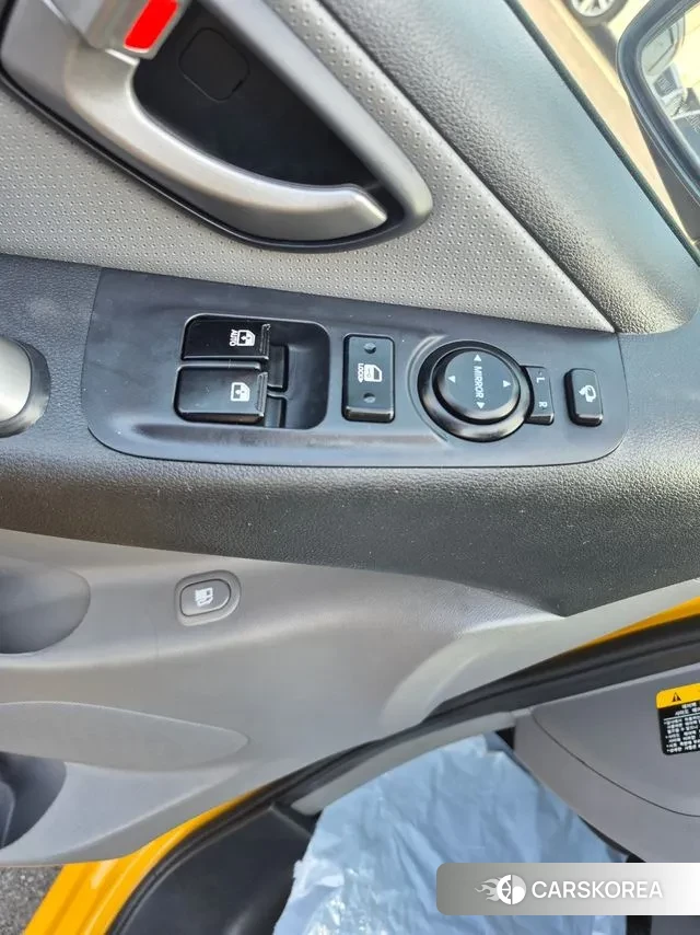 Hyundai The New Grand Starex 2021 Желтый из Кореи, фото 4