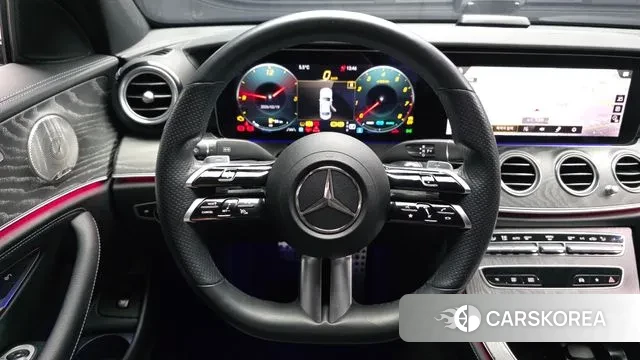 Mercedes-Benz E-Class W213 2022 Белый из Кореи, фото 4