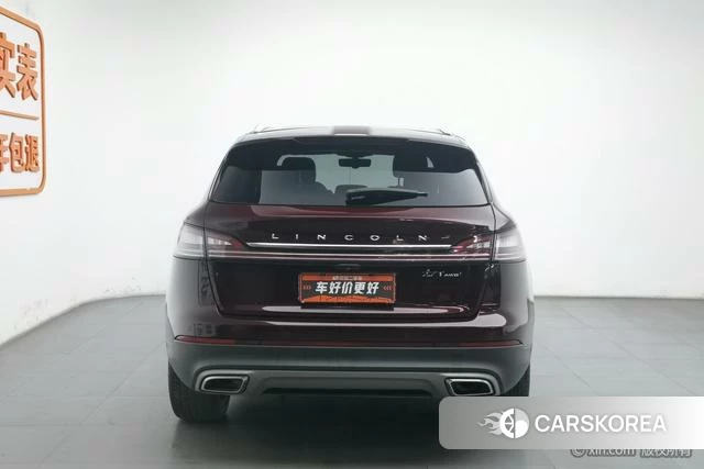 Lincoln Navigator (import) 2020 Красный из Китая, фото 4