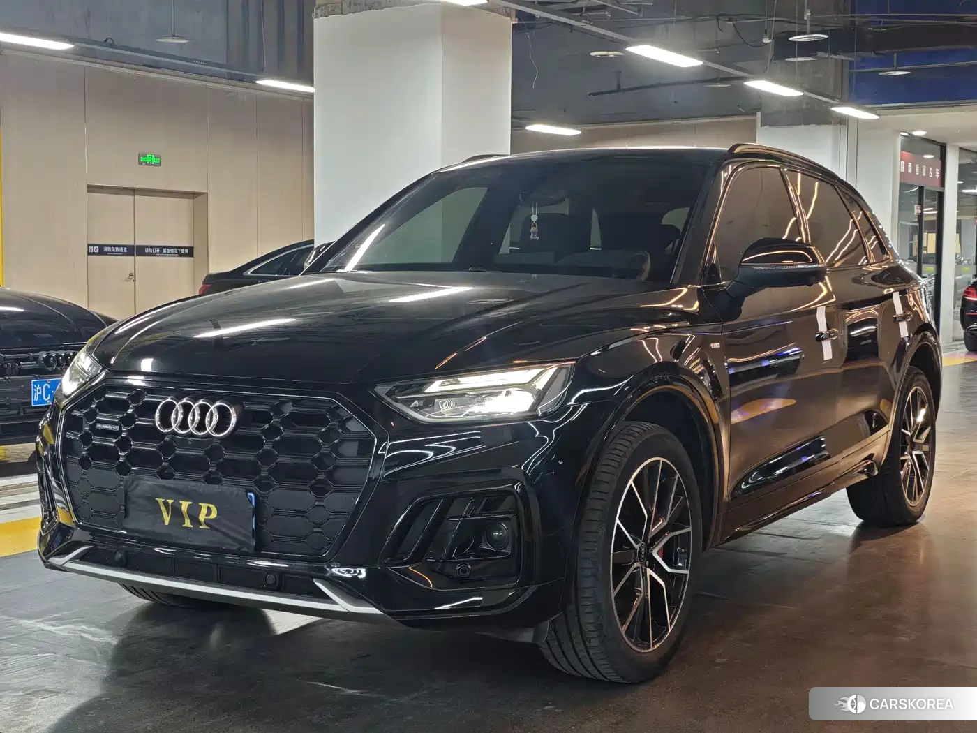 Audi Q5L 2023 Черный из Китая, фото 4