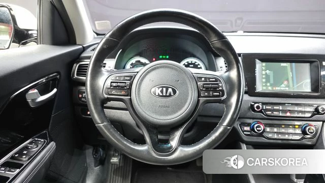 Kia Niro 2019 Белый из Кореи, фото 4
