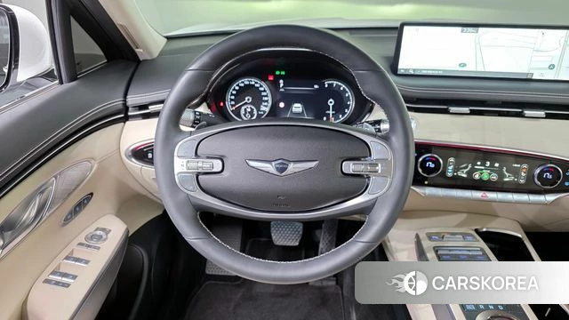 Genesis GV70 2023 Белый из Кореи, фото 4