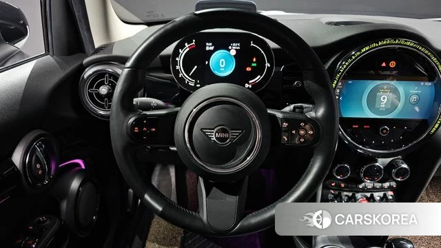 Mini Cooper 2023 Белый из Кореи, фото 4