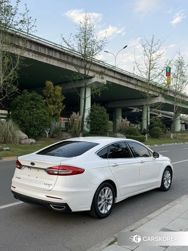 Ford Mondeo 2019 Белый из Китая, фото 4