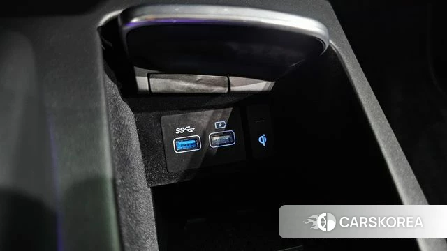 Genesis GV70 2024 Белый из Кореи, фото 4