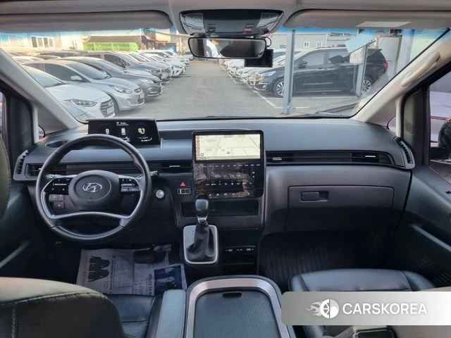 Hyundai Staria 2022 Серебристо-серый из Кореи, фото 4