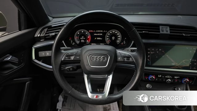 Audi Q3 (F3) 2020 Серый из Кореи, фото 4