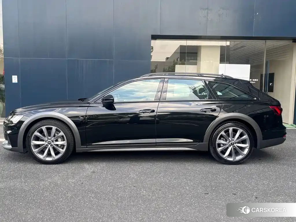 Audi A6 2025 Черный из Китая, фото 4