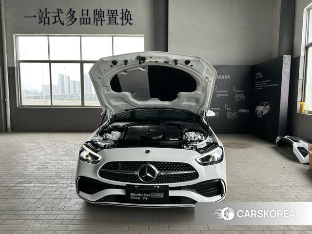 Mercedes-Benz Class C 2025 Белый из Китая, фото 4