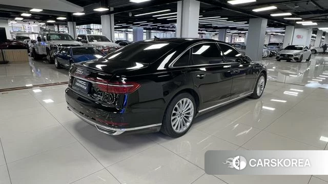 Audi A8 2021 Черный из Китая, фото 4