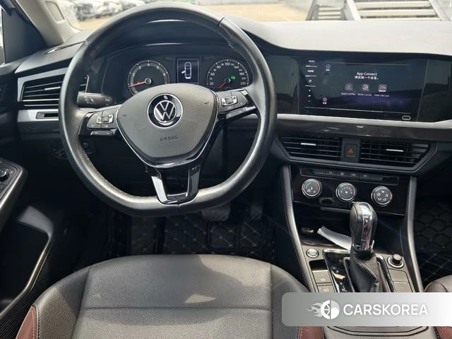 Volkswagen Bora 2022 Белый из Китая, фото 4