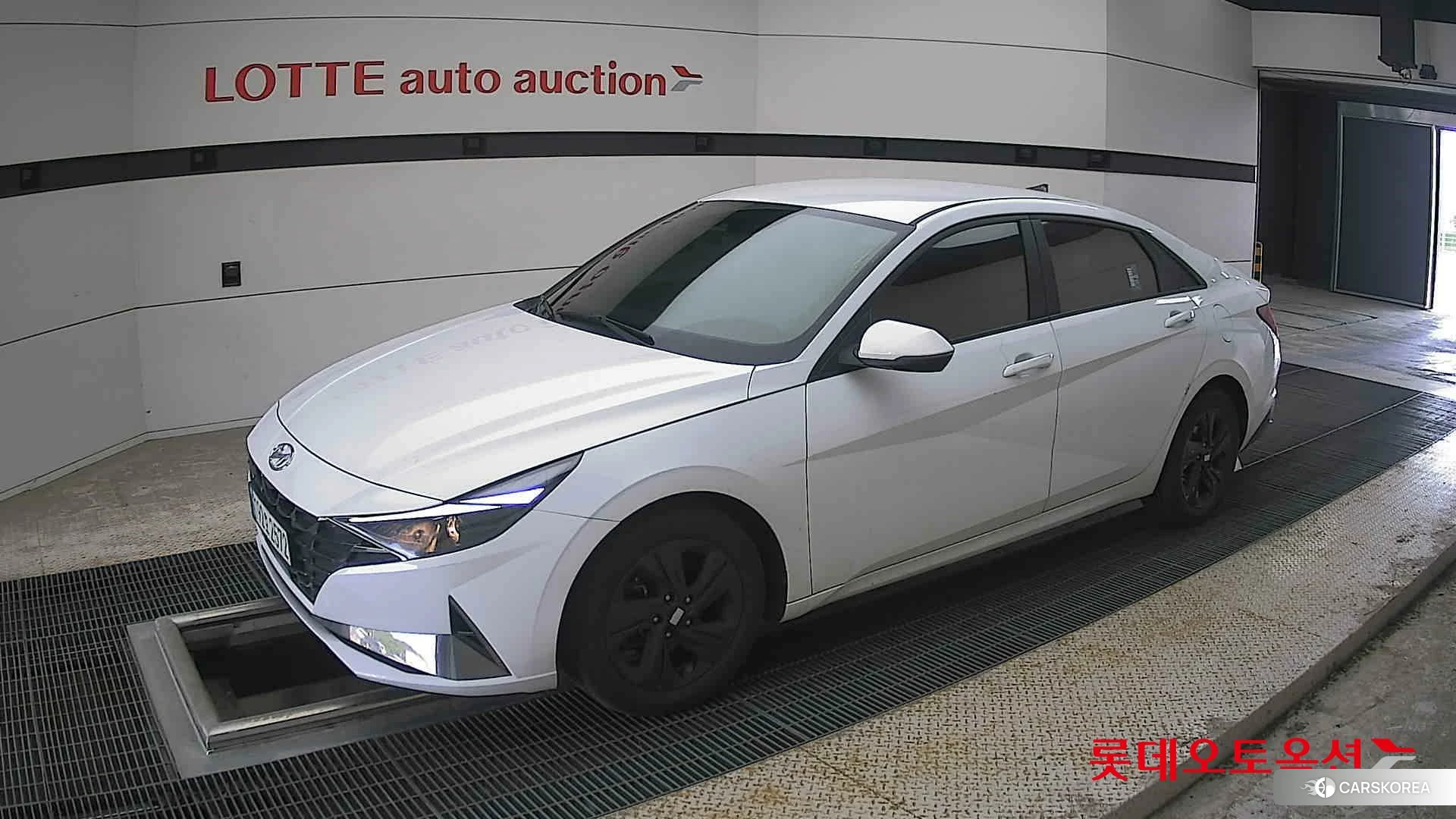Hyundai Avante 2023 Polar White из Кореи, фото 4