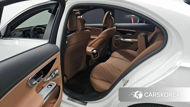 Mercedes-Benz E-Class W214 2024 Белый из Кореи, фото 4