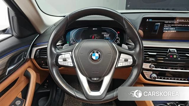 BMW 5 Series (G30) 2019 Белый из Кореи, фото 4