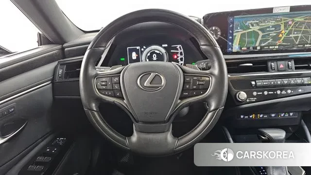 Lexus ES300h 7th generation 2023 Белый из Кореи, фото 4