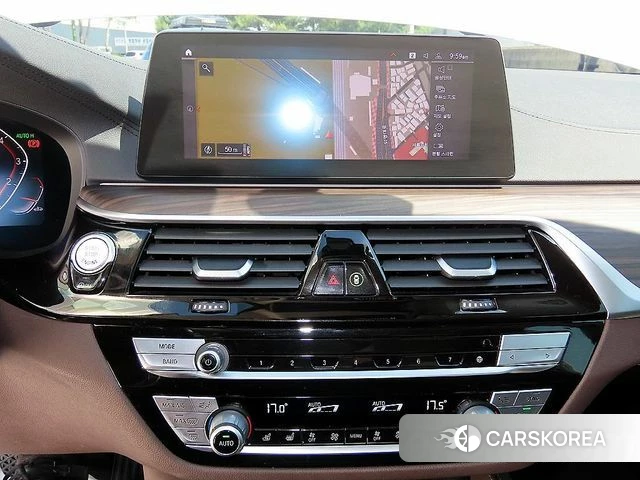 BMW 5 Series (G30) 2020 Белый из Кореи, фото 4