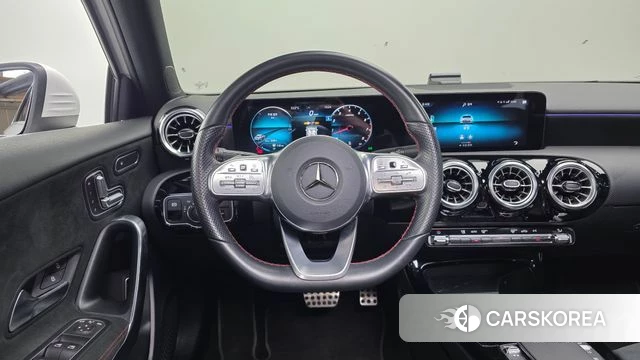 Mercedes-Benz A-Class W177 2022 Белый из Кореи, фото 4