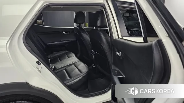 Kia Stonic 2018 Белый из Кореи, фото 4