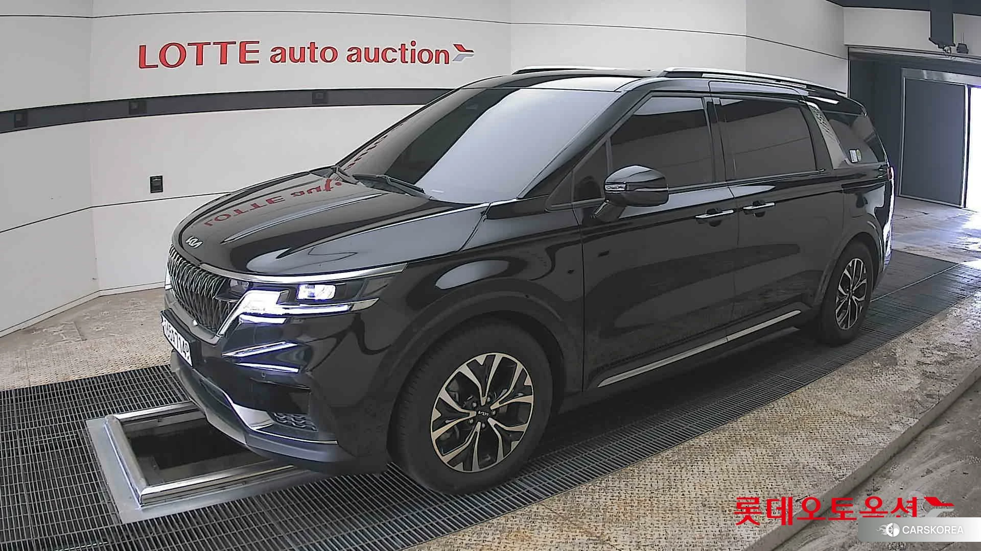 Kia Carnival 2022 Aurora Black Pearl из Кореи, фото 4