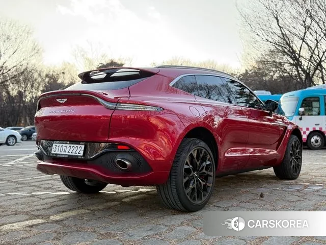 Aston Martin DBX 2020 Красный из Кореи, фото 4