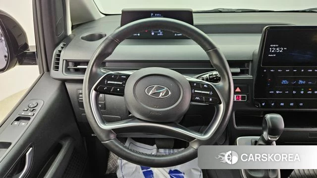 Hyundai Staria 2023 Черный из Кореи, фото 4