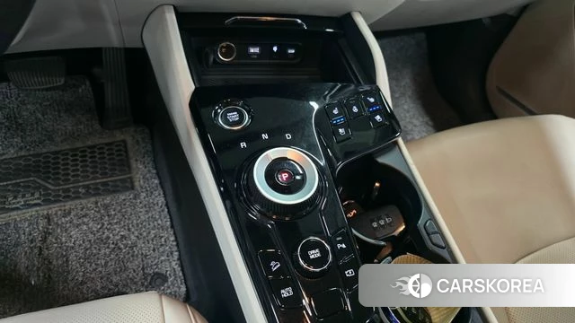 Kia Sportage 5th Generation Hybrid 2022 Белый из Кореи, фото 4