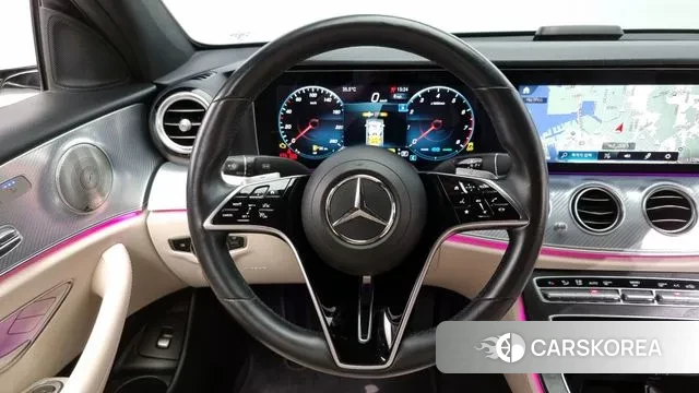 Mercedes-Benz E-Class W213 2021 Белый из Кореи, фото 4