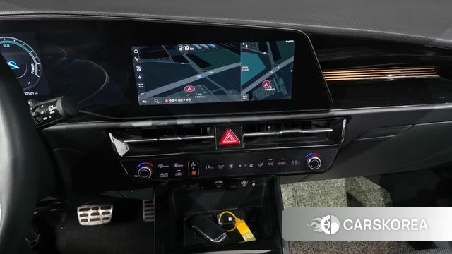 Kia Di Ol Nu Niro 2022 Темно-зеленый из Кореи, фото 4
