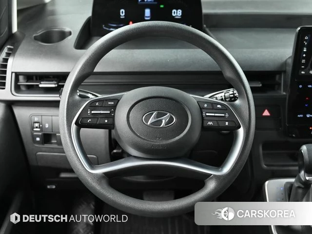 Hyundai Staria 2022 Серебристо-серый из Кореи, фото 4