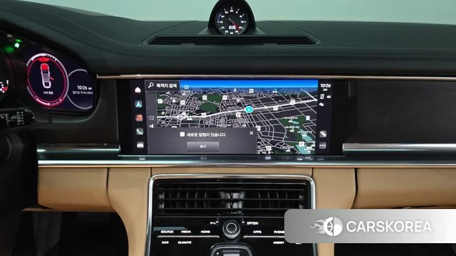 Porsche Panamera (971) 2022 Серебристо-серый из Кореи, фото 4