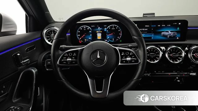 Mercedes-Benz A-Class W177 2023 Серебристо-серый из Кореи, фото 4