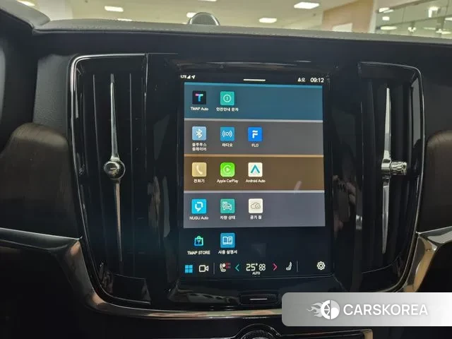 Volvo V90 Cross-Country 2025 Белый из Кореи, фото 4