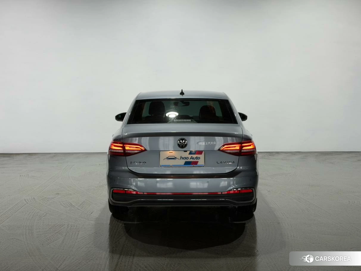 Volkswagen Lavida 2022 Синий из Китая, фото 4