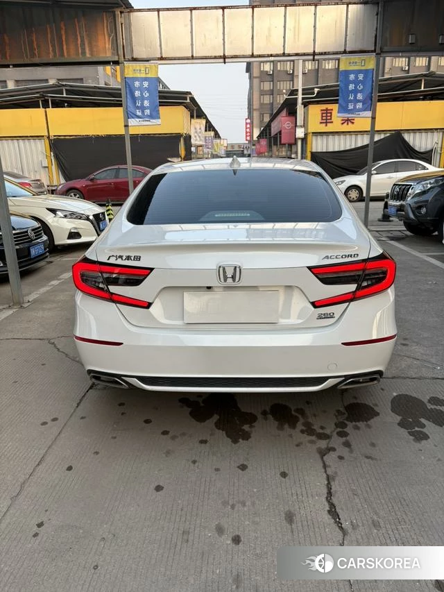 Honda Accord 2023 Белый из Китая, фото 4
