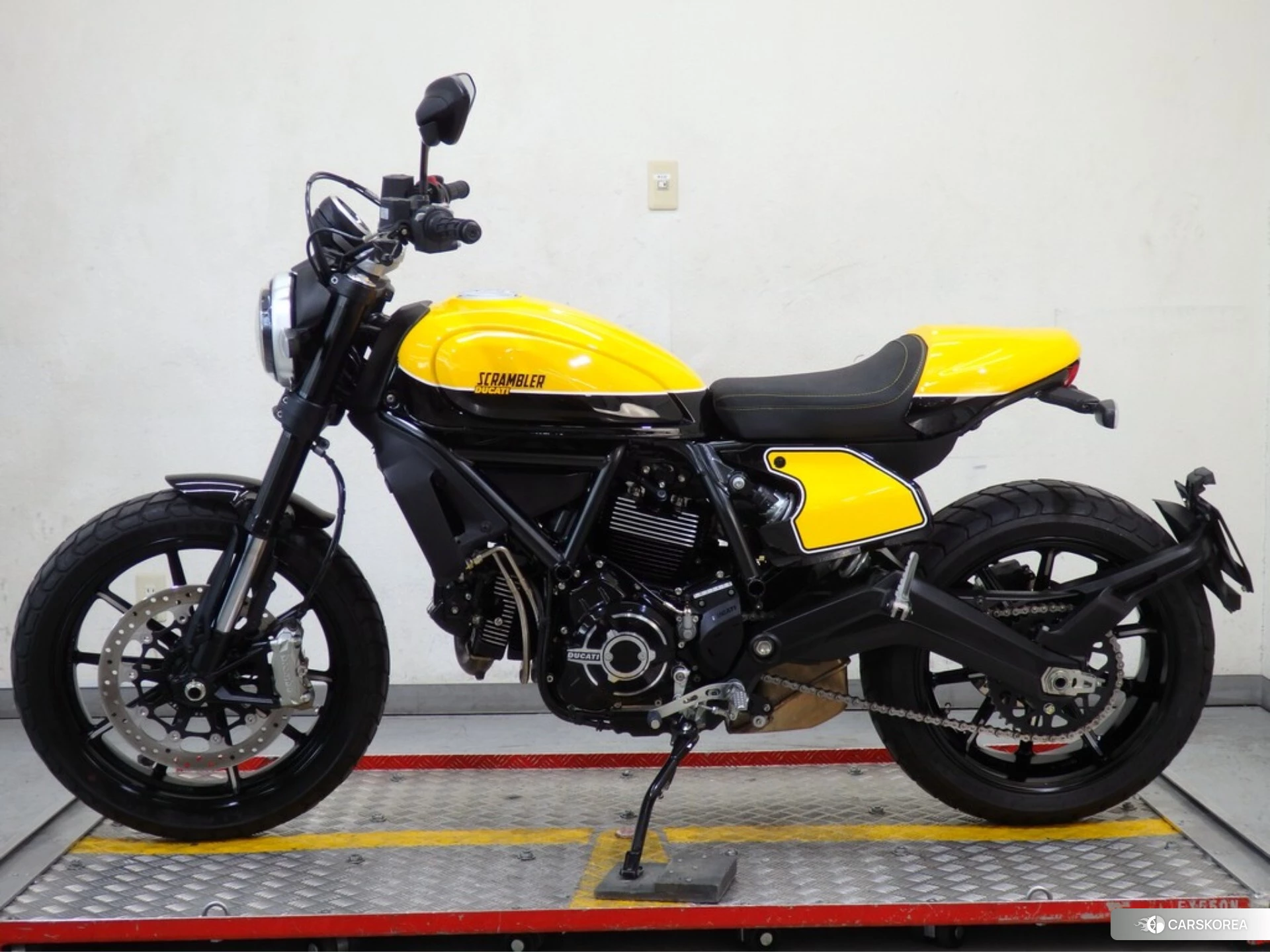 Ducati SCRAMBLER FULL THROTTLE 2019 из Японии, фото 2