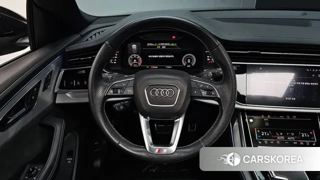 Audi Q8 (4M) 2022 Черный из Кореи, фото 4